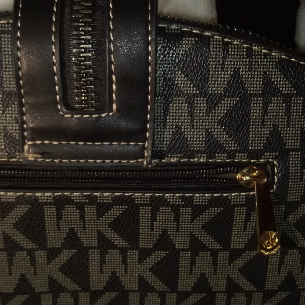 Bags - Picture 9 of 9